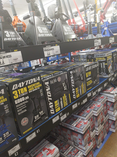Hardware Store «Harbor Freight Tools», reviews and photos, 356 S Broadway STE 3, Salem, NH 03079, USA