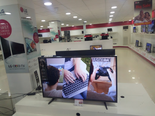 Fouani Nigeria ltd (LG Hisense Showroom), Opp. Stella Obasanjo Hospital, 7 Country Home Rd, 300212, Benin City, Nigeria, Computer Repair Service, state Edo