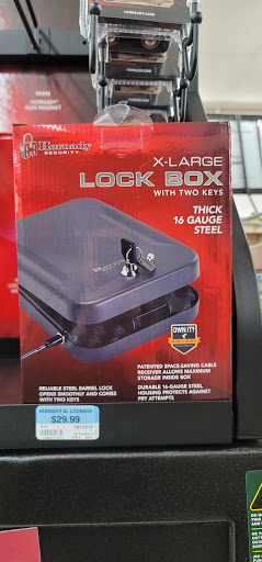 Hardware Store «Harbor Freight Tools», reviews and photos, 2658 Peters Creek Pkwy, Winston-Salem, NC 27127, USA