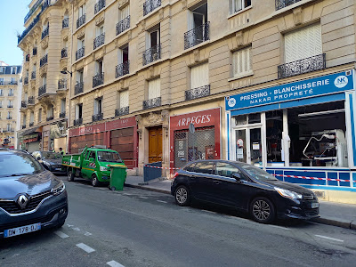 Pressing Nakar propreté à Paris