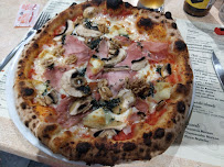 Pizza du Pizzeria CASAPIZZA à Die - n°16