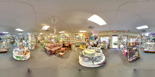 Thrift Store «St. John XXIII Thrift Store», reviews and photos, 15200 S Tamiami Trail # 110, Fort Myers, FL 33908, USA