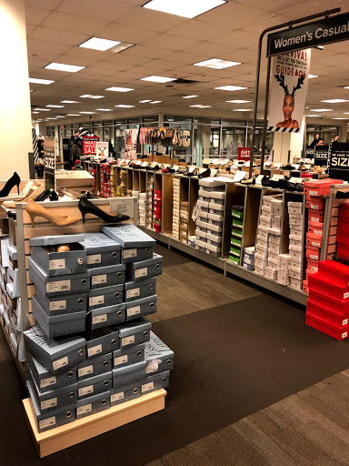 Shoe Store «DSW Designer Shoe Warehouse», reviews and photos, 8801 Queens Blvd, Elmhurst, NY 11373, USA