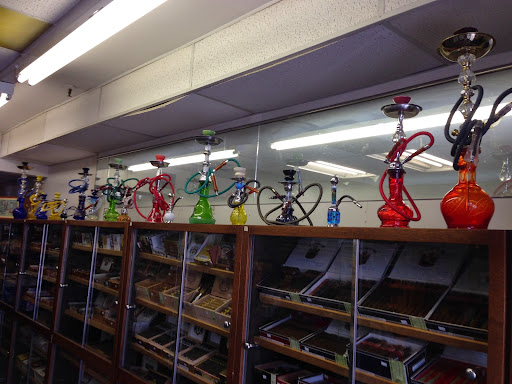 Tobacco Shop «Royal Cigars & Tobacco», reviews and photos, 740 N Main St, West Hartford, CT 06117, USA