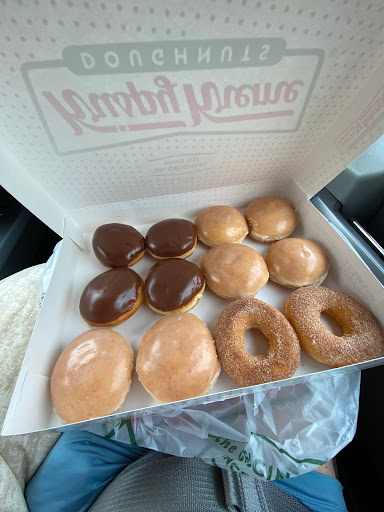 Bakery «Krispy Kreme Doughnuts», reviews and photos, 2600 S Cooper St, Arlington, TX 76015, USA