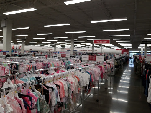 Clothing Store «Burlington Coat Factory», reviews and photos, 1965 N Pebble Creek Pkwy, Goodyear, AZ 85395, USA