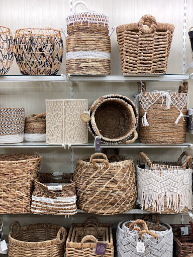 Department Store «Marshalls & HomeGoods», reviews and photos, 1460 10th Way NE, Issaquah, WA 98027, USA