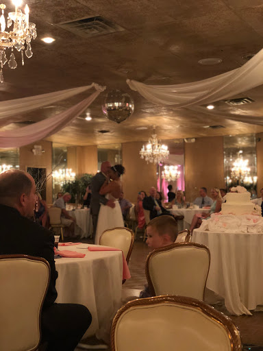 Wedding Venue «Fountain Bleau Event Center», reviews and photos, 635 Miller Rd, Avon Lake, OH 44012, USA