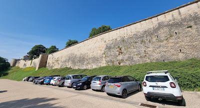 Parking Sous-bie à Langres