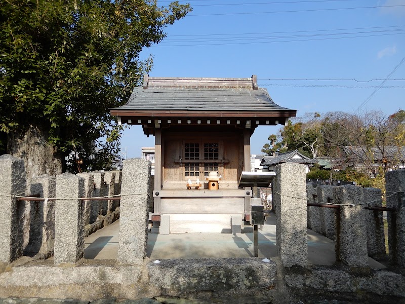 鳴武神社(壺之御前)