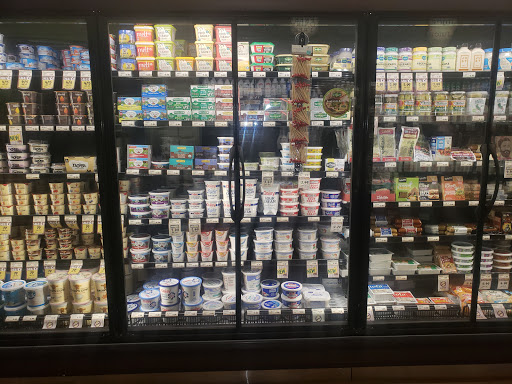 Grocery Store «Fresh Thyme Farmers Market- Town & Country», reviews and photos, 13957 Manchester Rd, Ballwin, MO 63011, USA