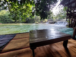 สวนอาหารครัวน้ำตก