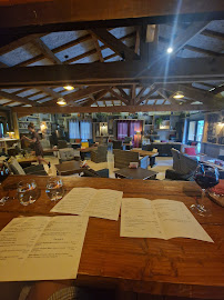 Atmosphère du Restaurant français Le Restaurant Bar à Vin Caviste de Chames à Vallon-Pont-d'Arc - n°5