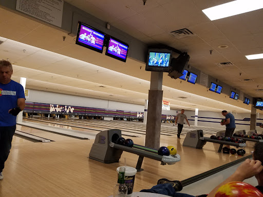 Bowling Alley «Coal Creek Bowling Center», reviews and photos, 1455 Coal Creek Dr, Lafayette, CO 80026, USA