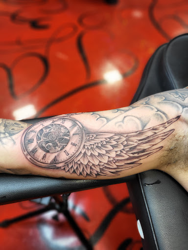 Find bird tattoo idea for your next unique tattoo in Stuart at Kenny Tats Inkcorporated