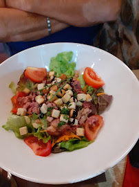 Salade du Restaurant La Nouvelle Auberge à Montluçon - n°3