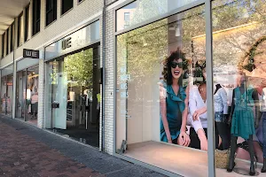 WE Fashion Amsterdam - Bijlmerplein image