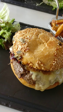 Hamburger du Restaurant français 2 Potes au Feu à Nantes - n°6