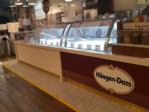 Ice Cream Shop «Häagen-Dazs® Ice Cream Shop», reviews and photos, 22 E Ridgewood Ave, Ridgewood, NJ 07450, USA