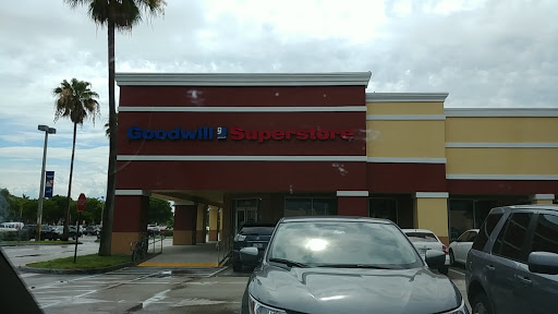 Thrift Store «Goodwill», reviews and photos, 6819 Taft St, Hollywood, FL 33024, USA