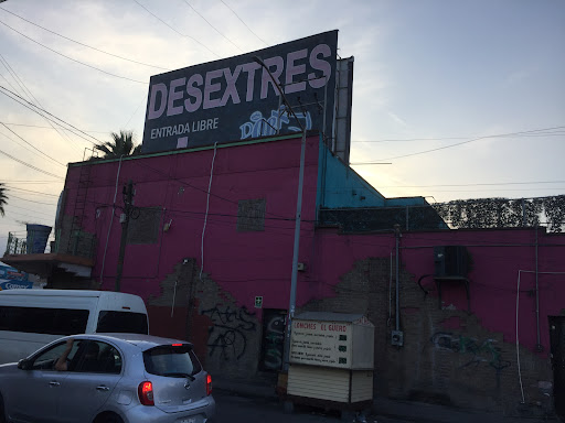 Desextress Mens Club