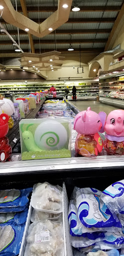 Asian Grocery Store «Pacific Produce», reviews and photos, 5455 S 27th St, Oak Creek, WI 53154, USA