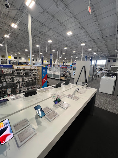 Electronics Store «Best Buy», reviews and photos, 1408 N Litchfield Rd, Goodyear, AZ 85395, USA