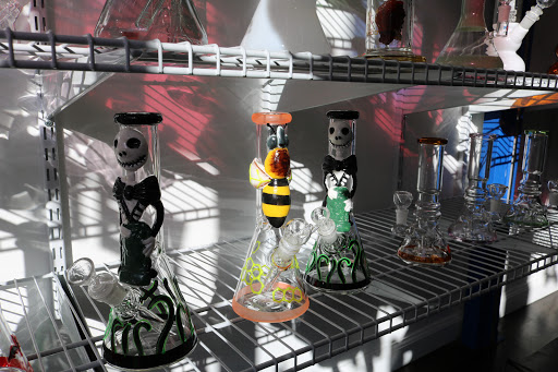 Tobacco Shop «Amsterdam Smoke Shop», reviews and photos, 29 Easton Ave, New Brunswick, NJ 08901, USA