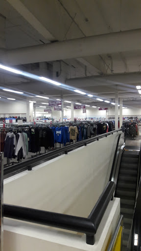 Clothing Store «Burlington Coat Factory», reviews and photos, 13550 Whittier Blvd, Whittier, CA 90605, USA