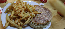Plats et boissons du Restaurant de hamburgers Chez L'Rep à Petersbach - n°2