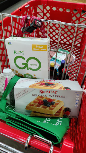 Grocery Store «Grocery Outlet Bargain Market», reviews and photos, 7741 N Lombard St, Portland, OR 97203, USA