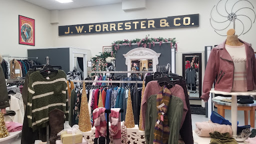 Consignment Shop «Six 20 Six Fashion Consignment», reviews and photos, 626 Main St, Clinton, MA 01510, USA