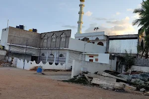 Markazi Masjid e Ahle Hadees Charminar Harapanahalli. image