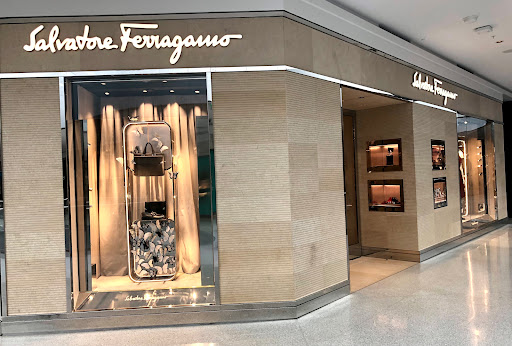 Shopping Mall «Beverly Center», reviews and photos, 8500 Beverly Blvd, Los Angeles, CA 90048, USA