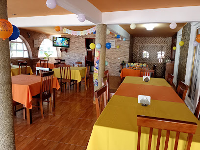 Restaurante y café los Alcanfores - carretera federal a San Martín Texmelucan km6 #12, Colonia Emiliano Zapata, 90150 San Nicolás Panotla, Tlax., Mexico