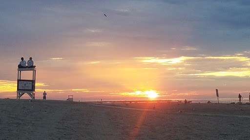 Surf Shop «7th Street Surf Shop», reviews and photos, 654 Boardwalk, Ocean City, NJ 08226, USA