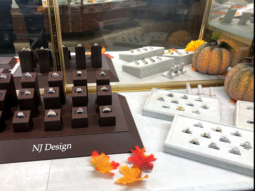 Jewelry Store «Abshire & Haylan Jewelers», reviews and photos, 2073 Graham Rd, Stow, OH 44224, USA