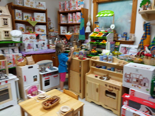 Toy Store «The Acorn Store», reviews and photos, 1220 5th St, Santa Monica, CA 90401, USA