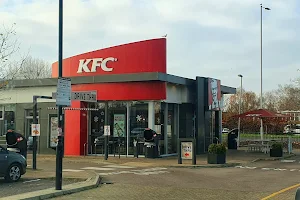 KFC Enfield - Coliseum Retail Park image