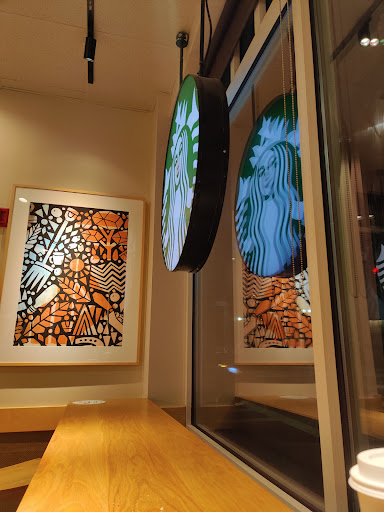 Coffee Shop «Starbucks», reviews and photos, 1245 Hancock St, Quincy, MA 02169, USA