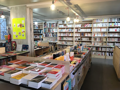 Librairie La Cavale