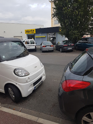 Hertz Location De Voitures - Hertz Location De Voitures - Corbeil-essonnes HLE à Corbeil-Essonnes