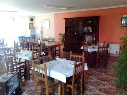 Bar Restaurante Los Arribes - C. Fermoselle, 3, 5, 49213 Fariza, Zamora, Spain