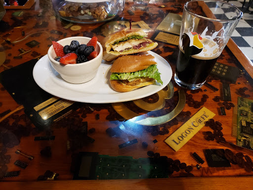 Bar «The Logon Cafe & Pub», reviews and photos, 3805 Calder Ave, Beaumont, TX 77706, USA