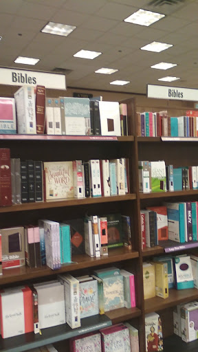 Book Store «Barnes & Noble», reviews and photos, 7700 NE 4th Plain Blvd Vancouver Plaza, Vancouver, WA 98662, USA