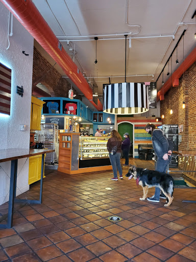 Donut Shop «Hurts Donut Company», reviews and photos, 320 Park Central W, Springfield, MO 65806, USA