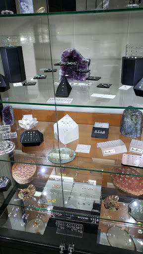 Tattoo Shop «Rabbits Den Tattoo Parlor», reviews and photos, 120 N Main St, Milltown, NJ 08850, USA