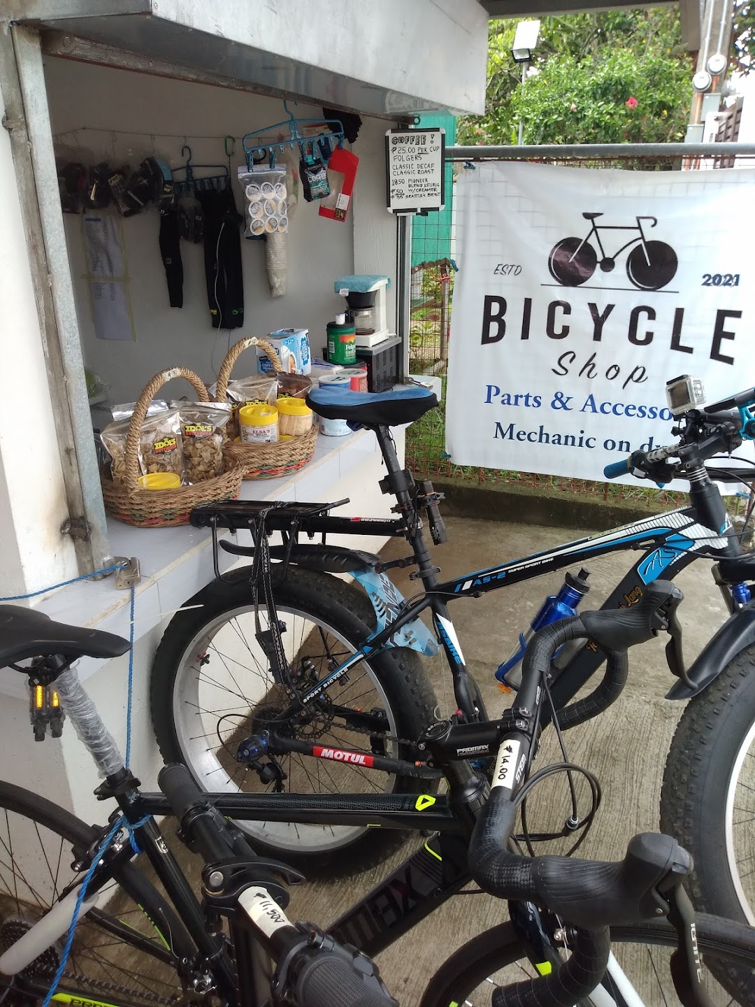Jj Bike Shop Cafe Bulacan Specialties Chicharon & Butchiron Bicycle parts accesories