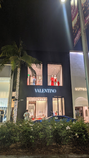 Boutique «VALENTINO», reviews and photos, 324 N Rodeo Dr, Beverly Hills, CA 90210, USA
