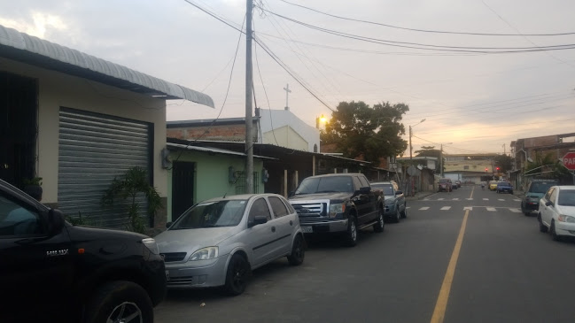 Opiniones de Centi Distrito Norte en Portoviejo - Iglesia